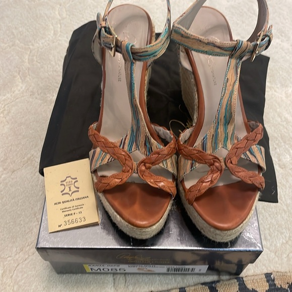 Donald J Pliner signature shoes. 8 1/2 M - Picture 2 of 5